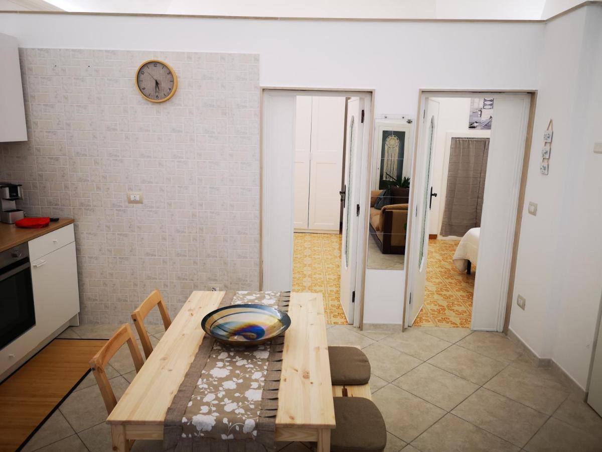 Al Civico 20 Apartment Полиняно а Маре Екстериор снимка